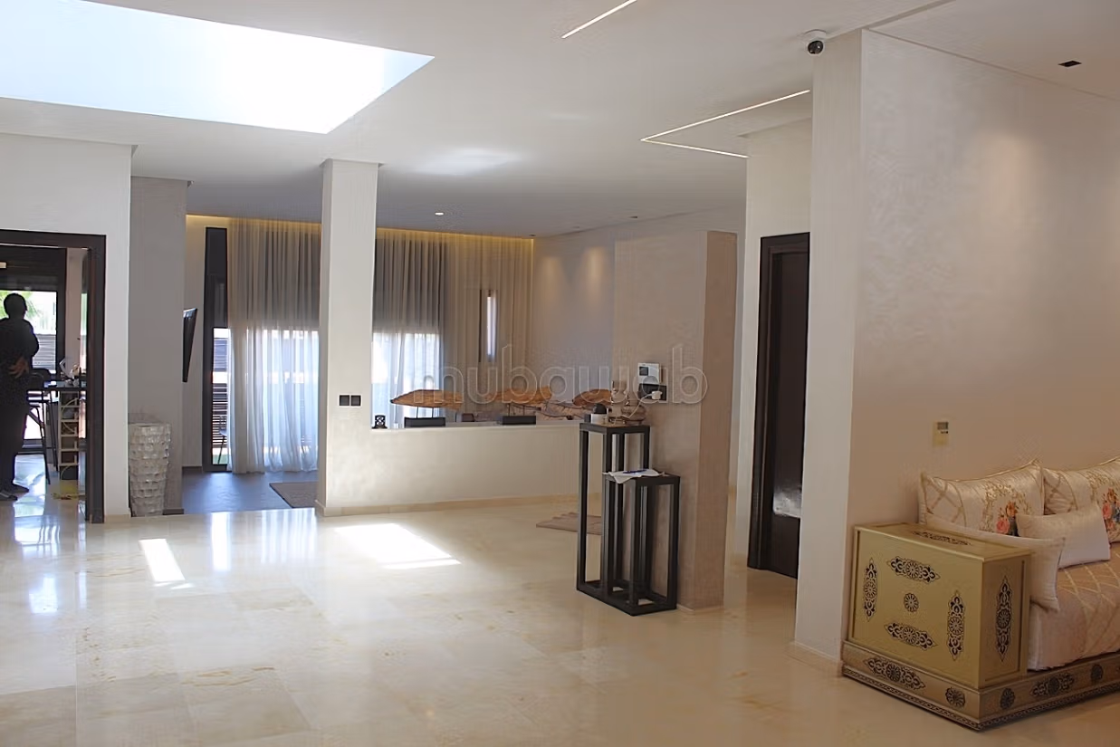 Villa avec piscine quartier Mabrouka