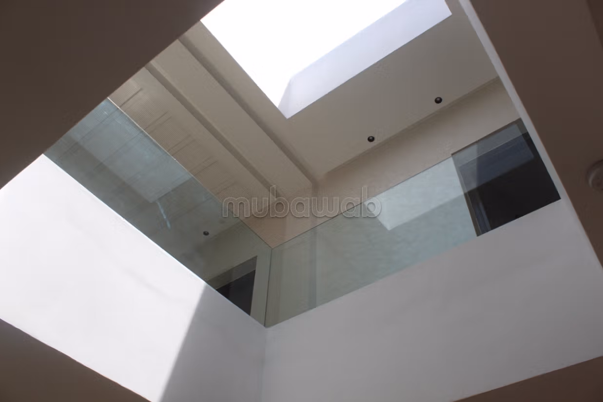 Villa avec piscine quartier Mabrouka