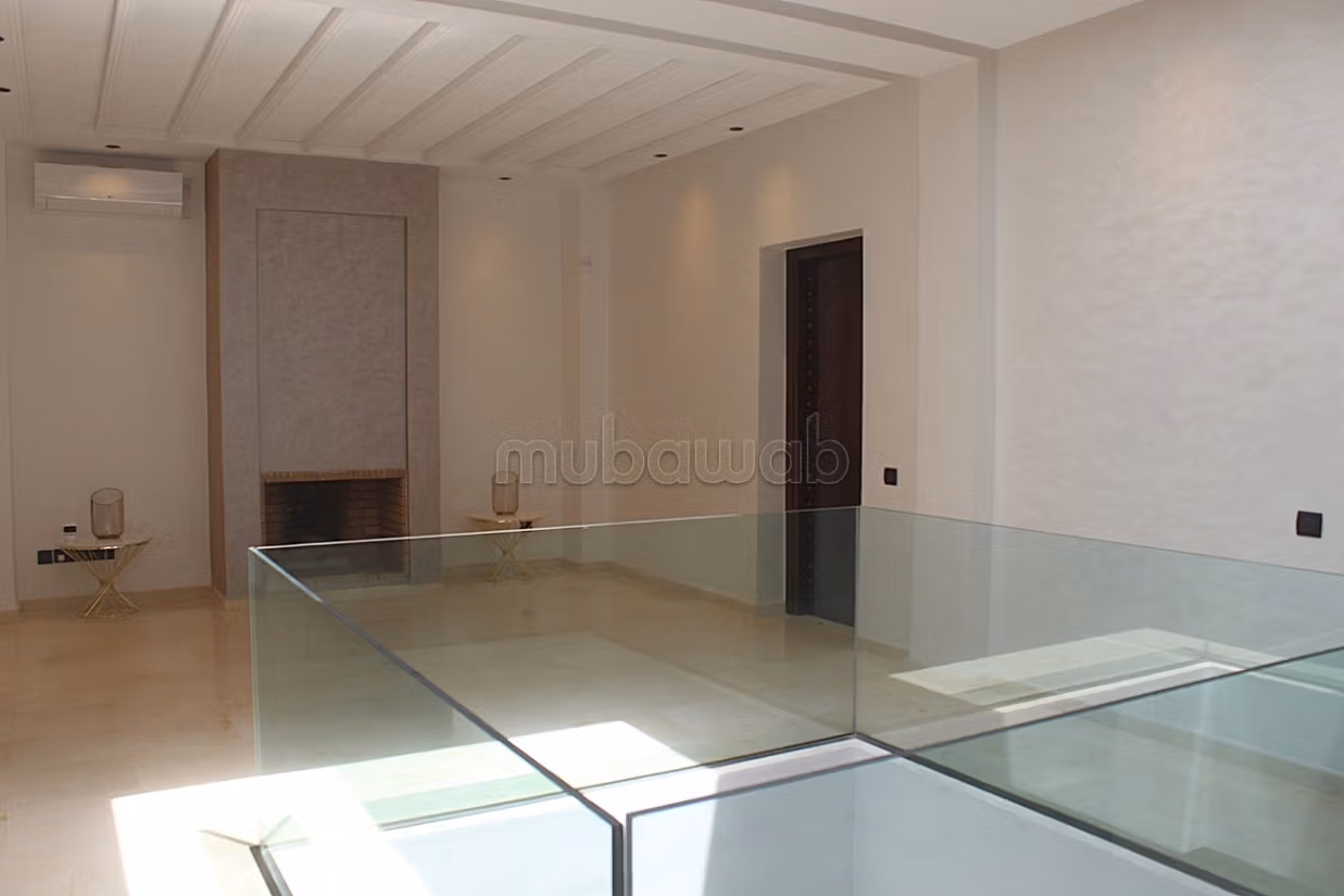 Villa avec piscine quartier Mabrouka