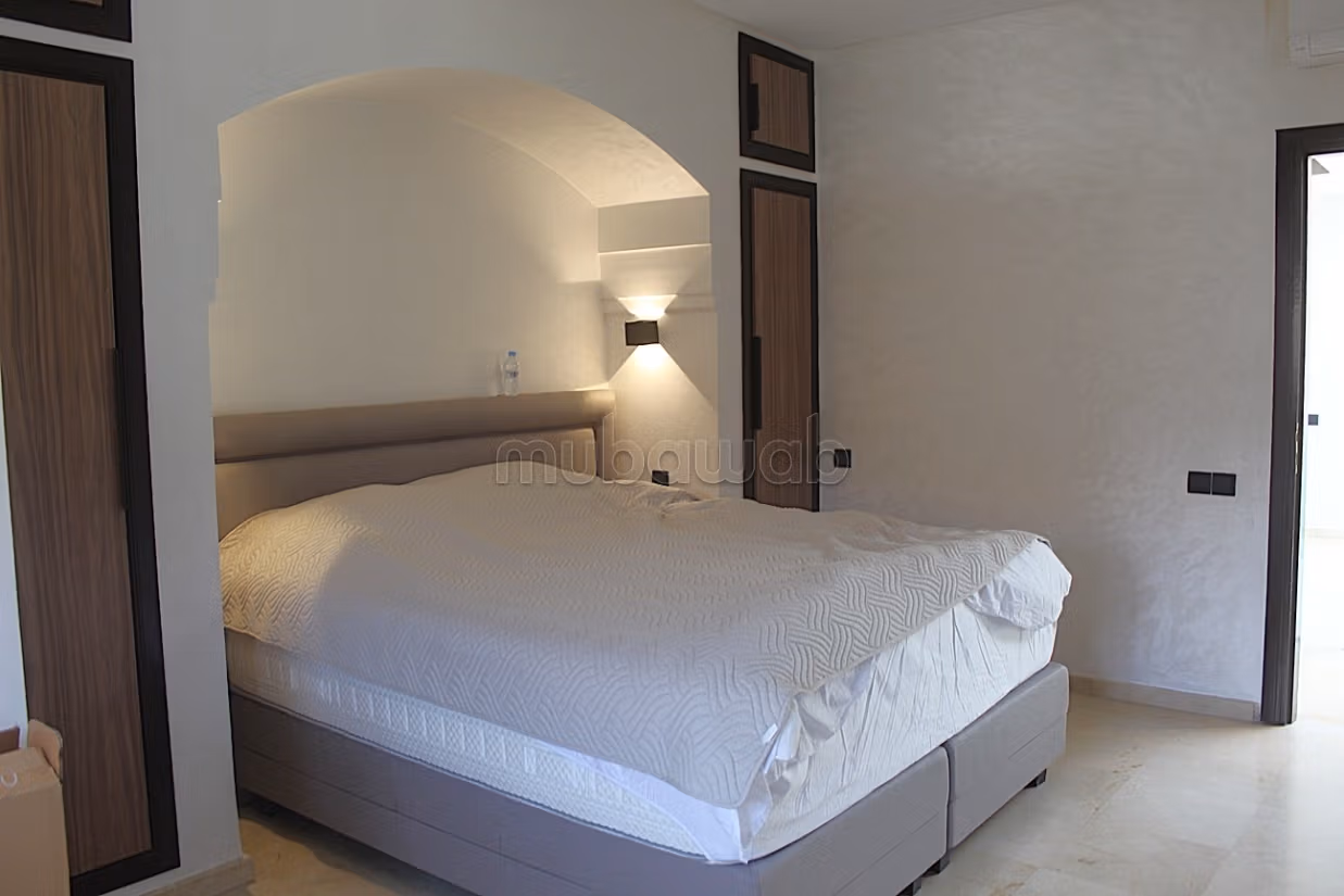 Villa avec piscine quartier Mabrouka