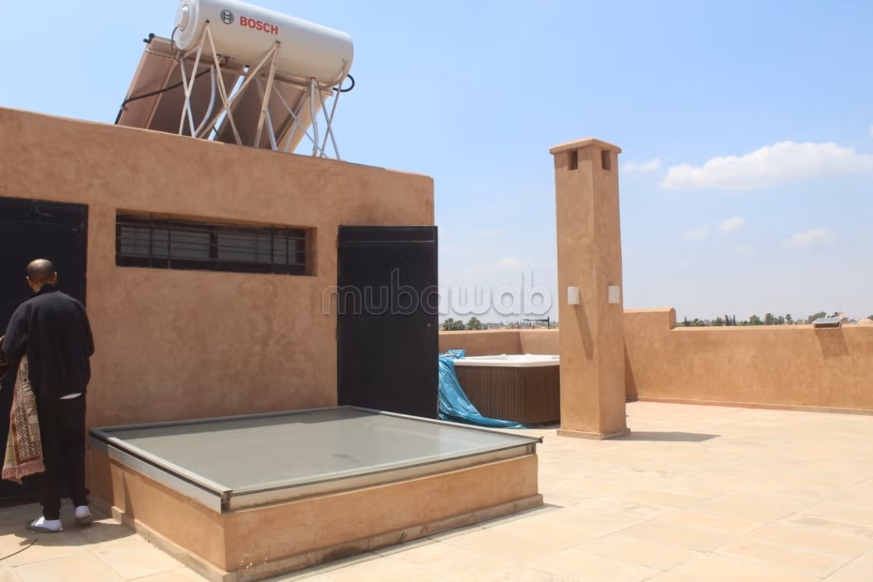 Villa avec piscine quartier Mabrouka