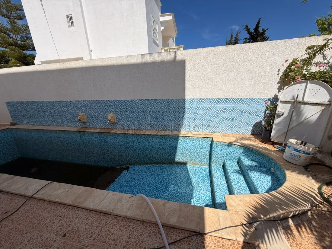 A vendre une villa à Hammamet Sud