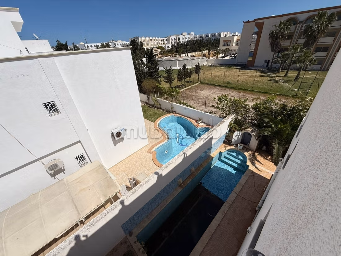 A vendre une villa à Hammamet Sud