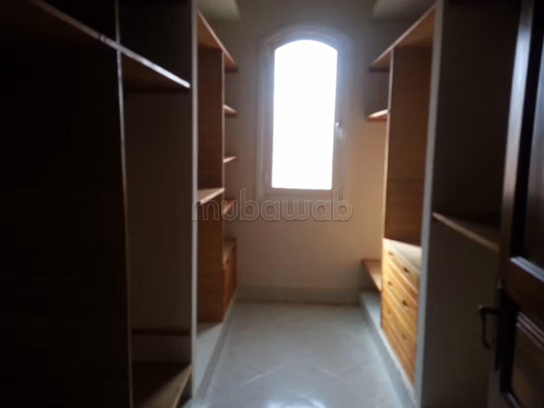 Villa de standing à Targa – 550 m² con piscina