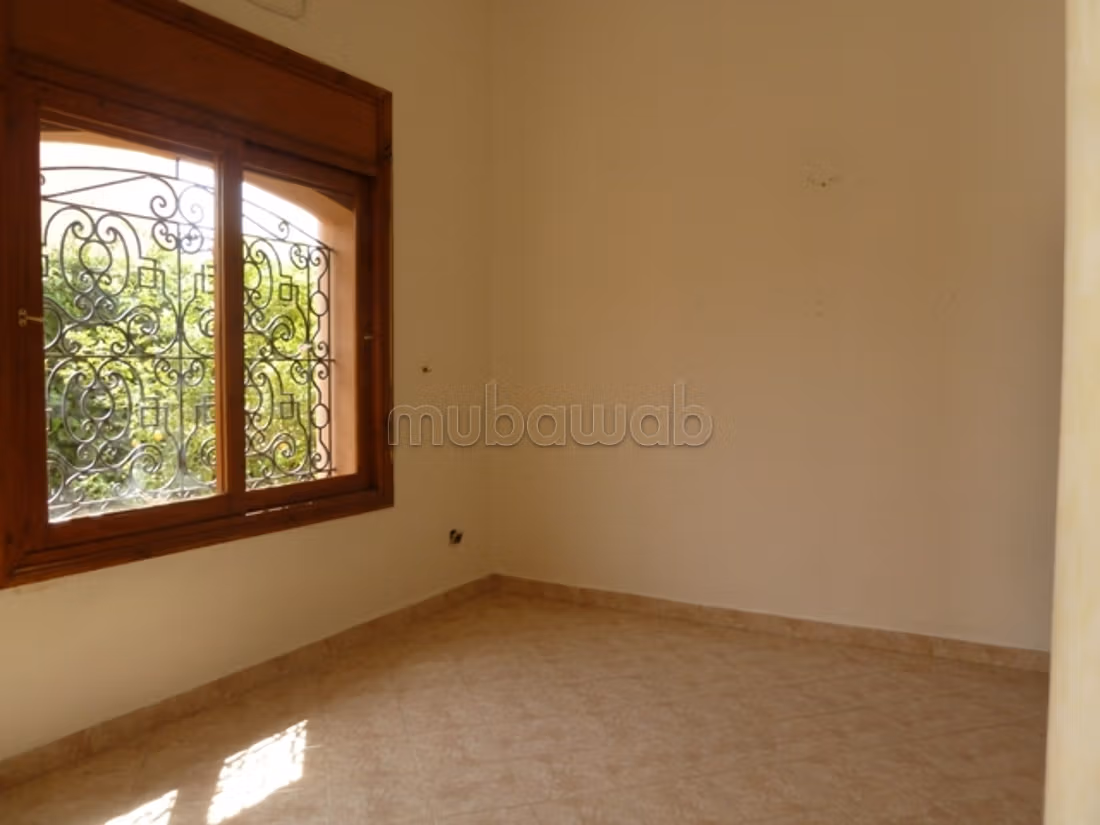 Villa de standing à Targa – 550 m² con piscina