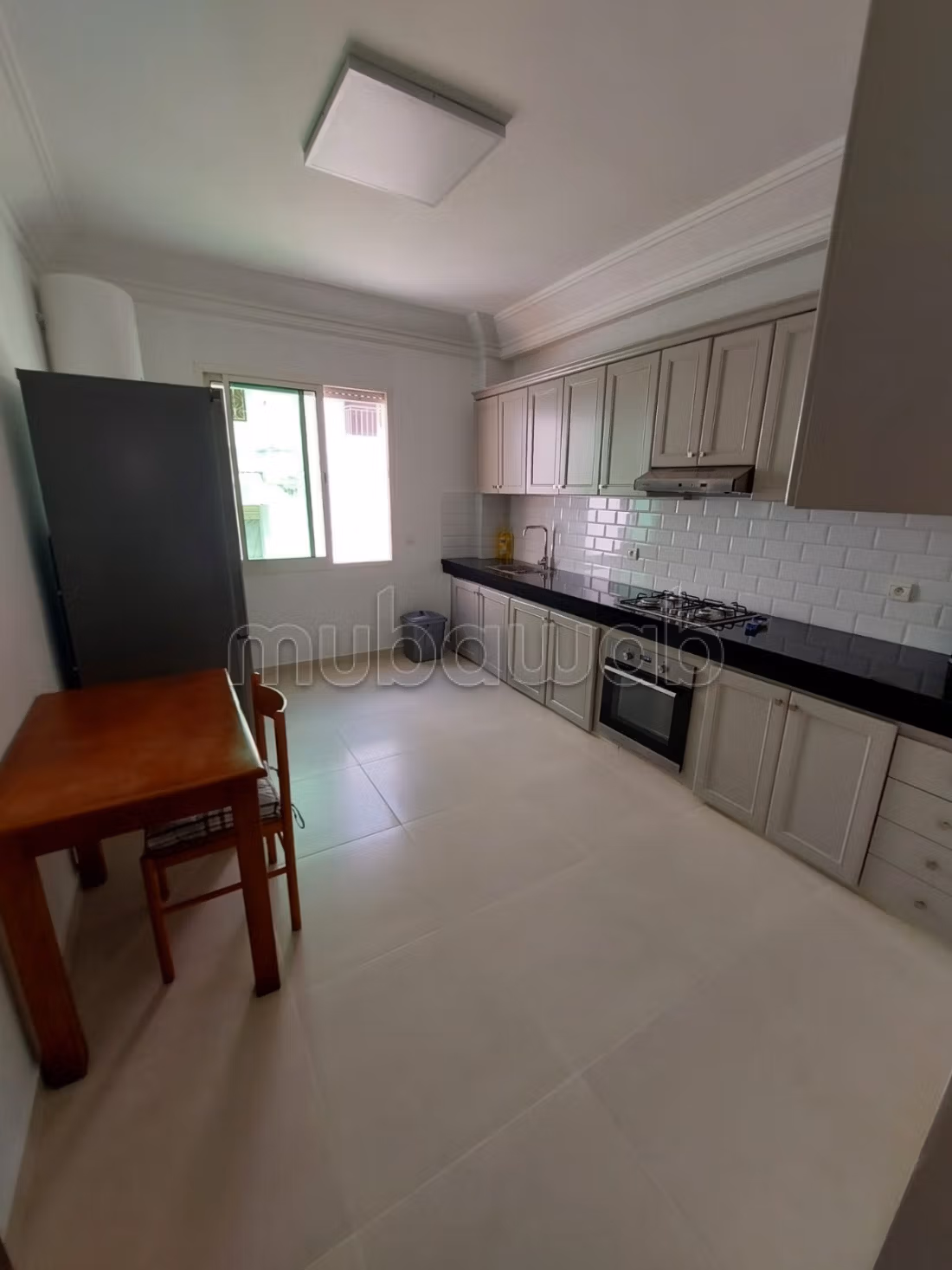 Louez cet appartement à Palmier. 4 grandes pièces. Meublé — 6