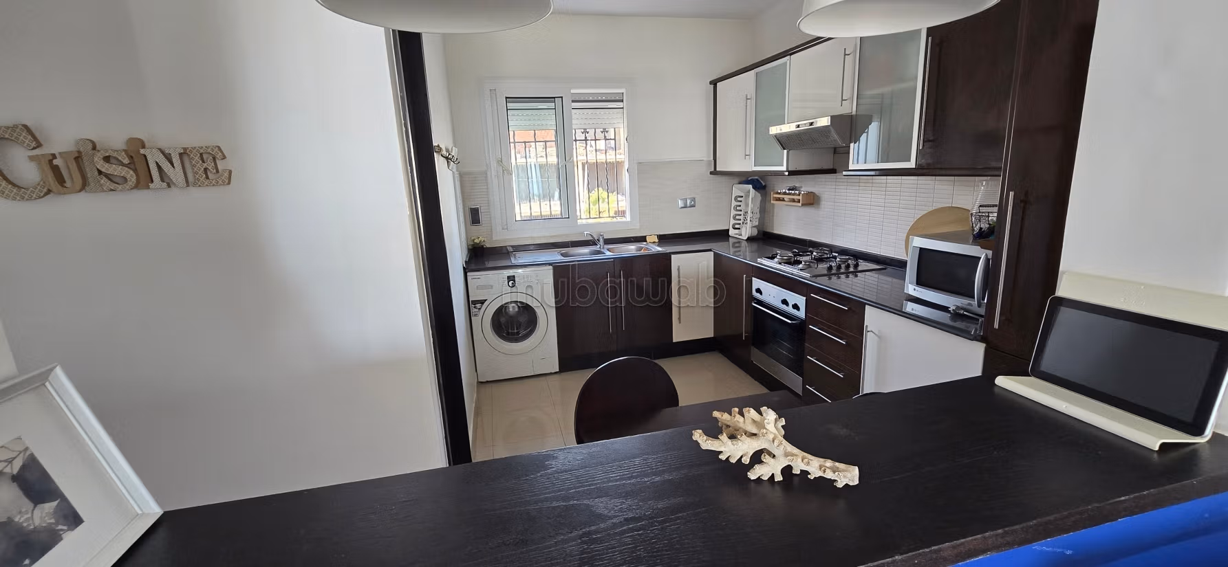 Rent an apartment. Surface area 100 m². Attic