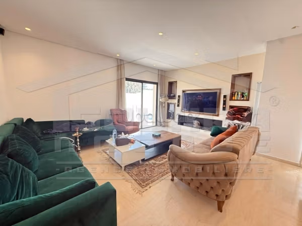 A vendre un joli Triplex S3 à Chotrana 3