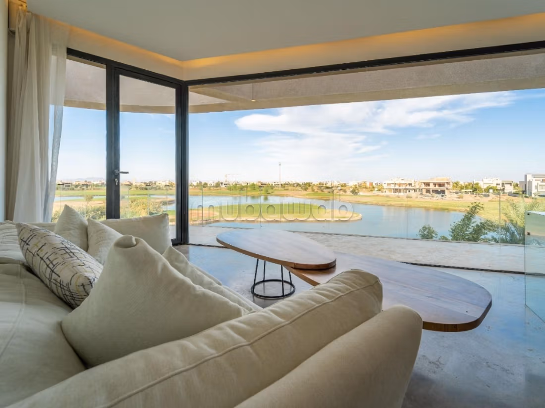 Contemporary villa with private pool