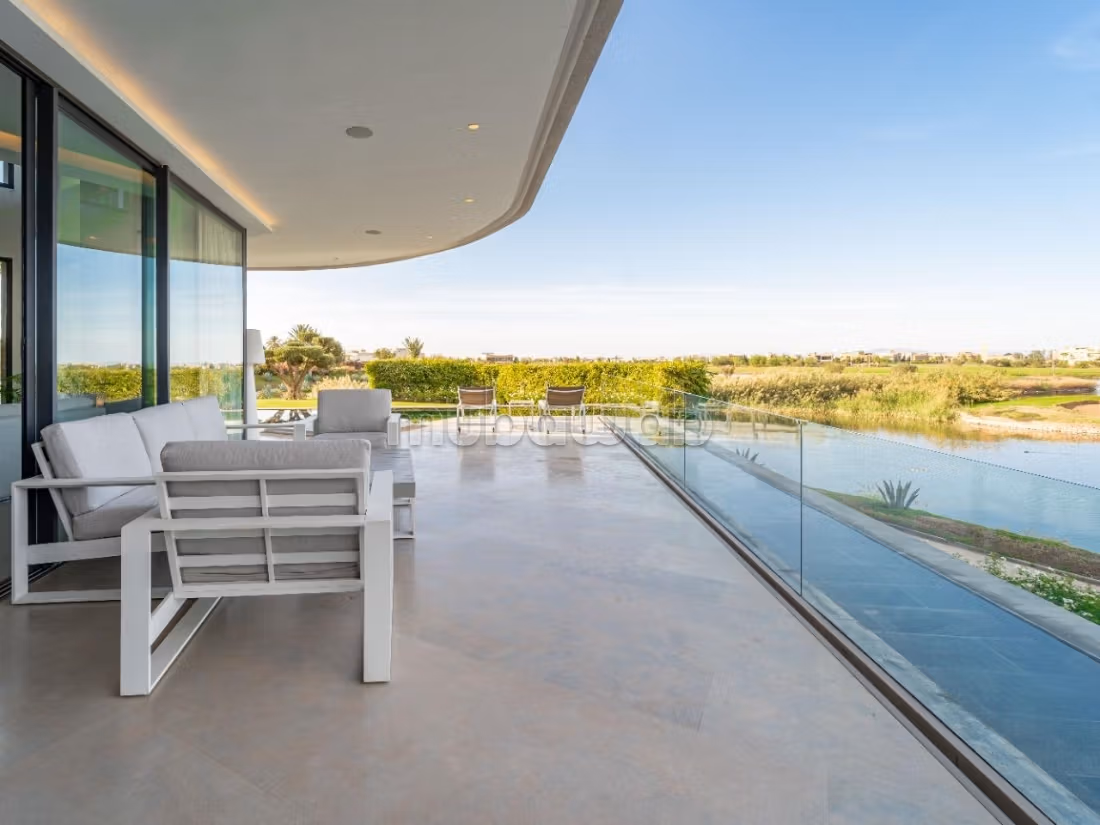 Contemporary villa with private pool