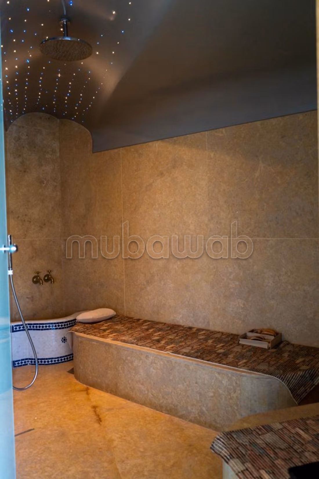 Contemporary villa with private pool