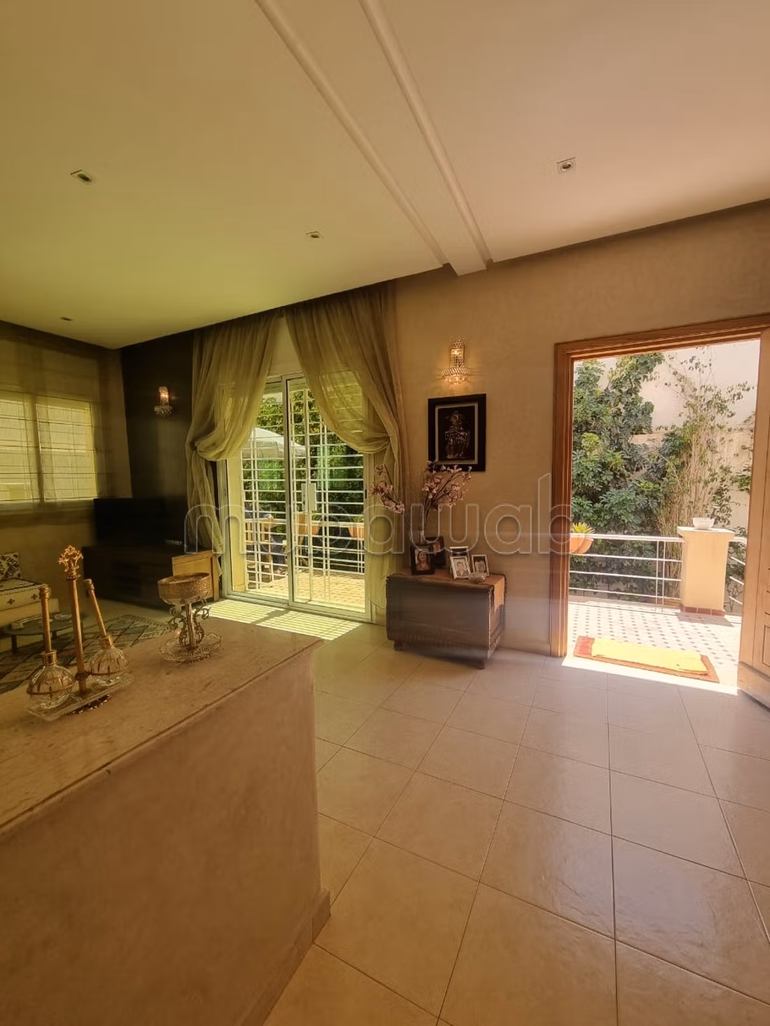 Somptueuse maison à vendre à Hay Dakhla. 3 pièces. Antenne parabolique et sécurité