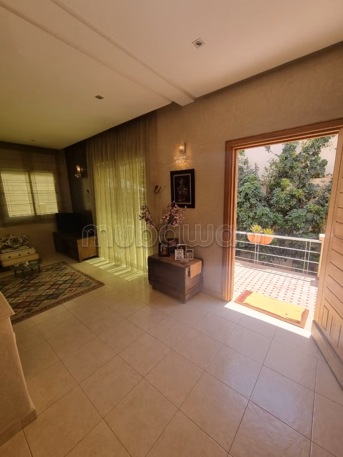 Somptueuse maison à vendre à Hay Dakhla. 3 pièces. Antenne parabolique et sécurité
