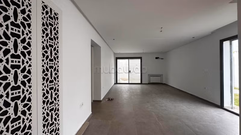 For Rent Triplex S4 high standing Riadh al Andalous