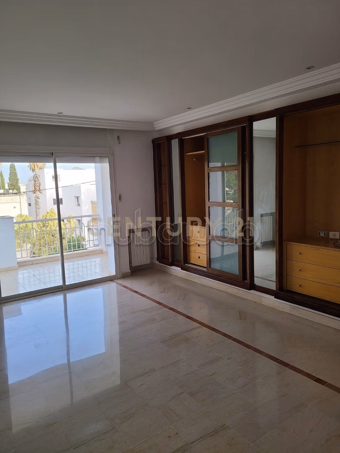 Affittare piano di villa S3 nel quartiere giardini