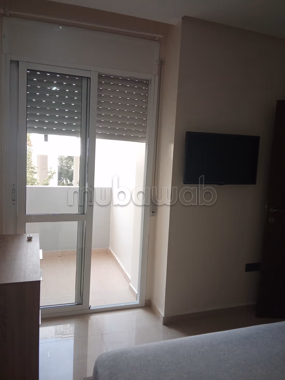 Appartement en location à Masnana. 
3 chambres agréables. 
Bien meublé