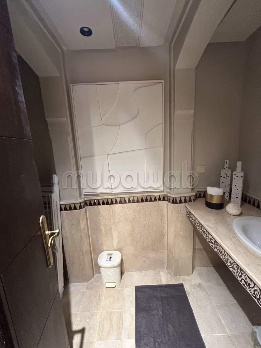 Superbo appartamento in affitto a Hivernage. Superficie 100 m². Ben arredato