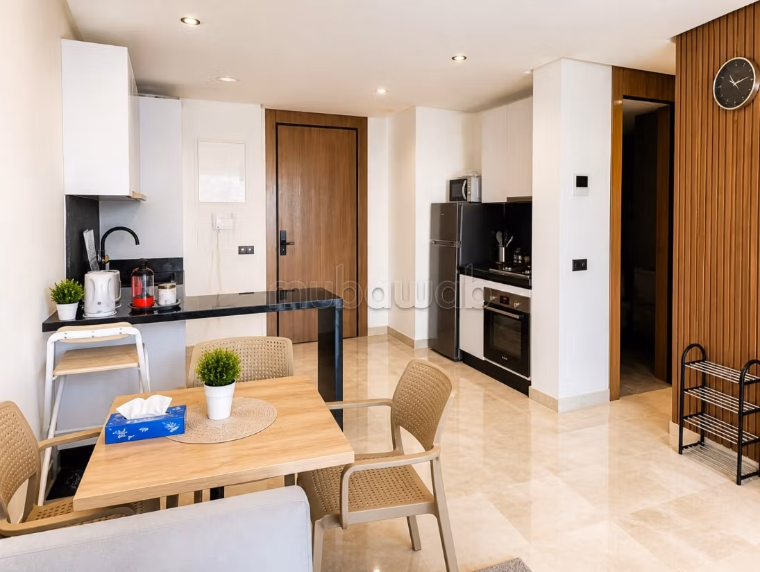 Studio neuf meublé terrasse Piscine CFC premium — 3