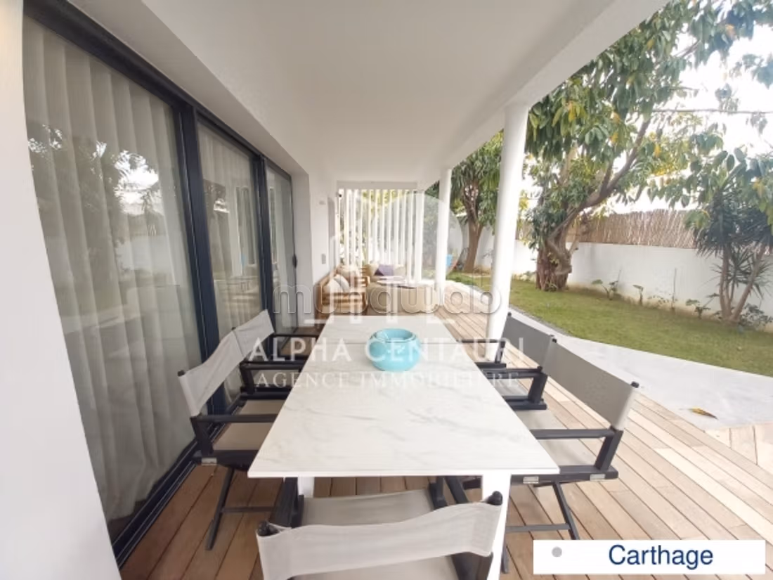 A louer une villa meublée en S3 avec piscine à Carthage