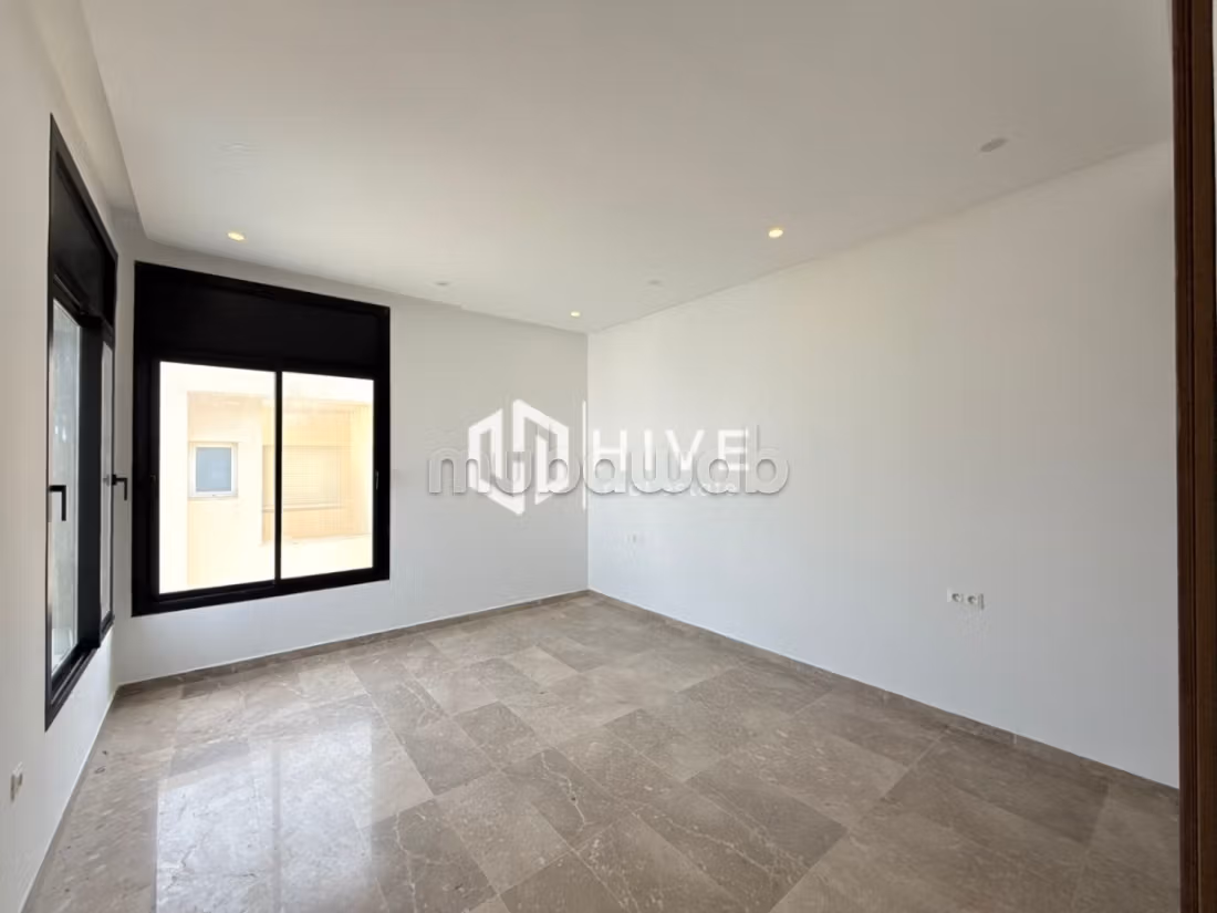 Duplex en location à Gammarth avec piscine