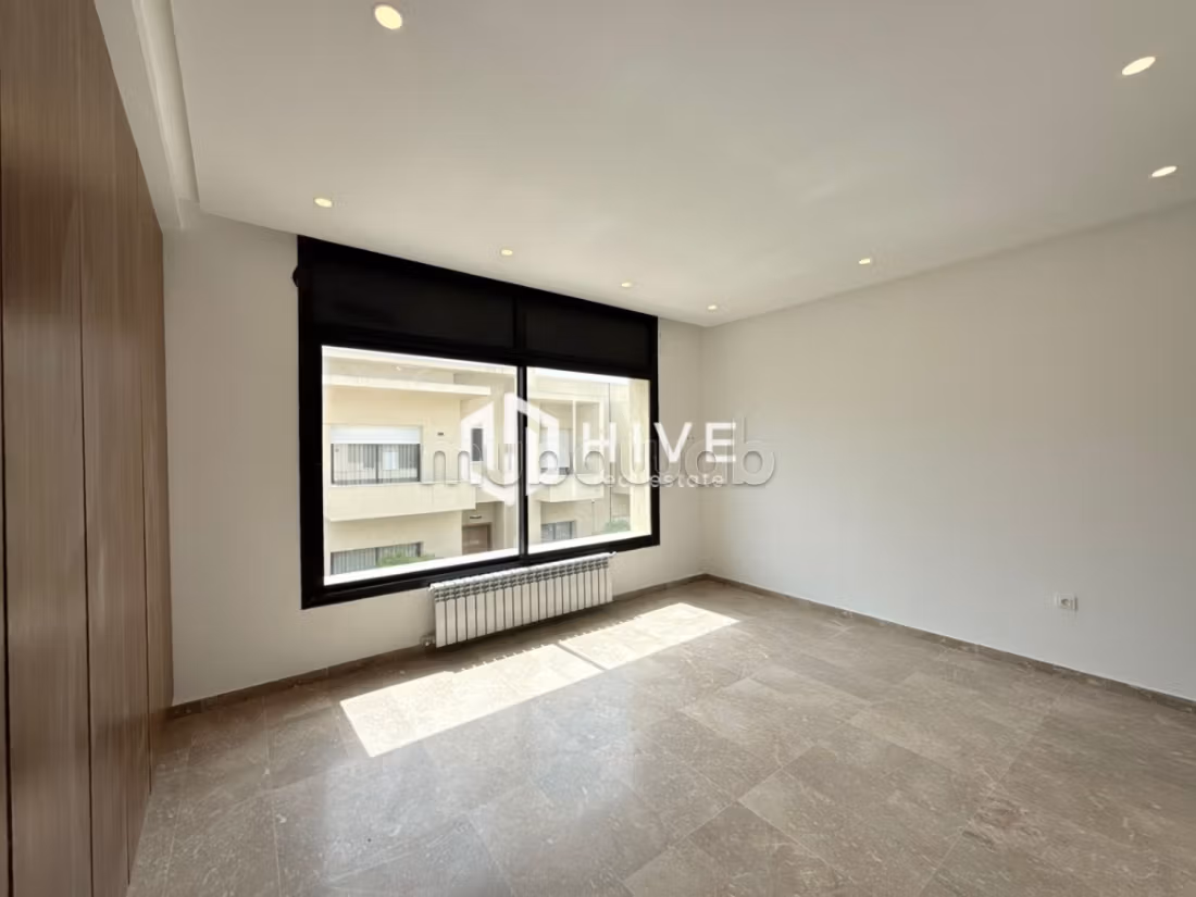 Duplex en location à Gammarth avec piscine
