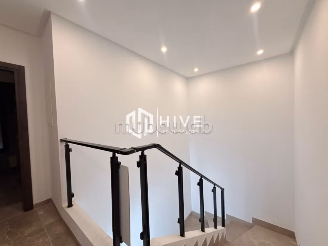 Duplex en location à Gammarth avec piscine