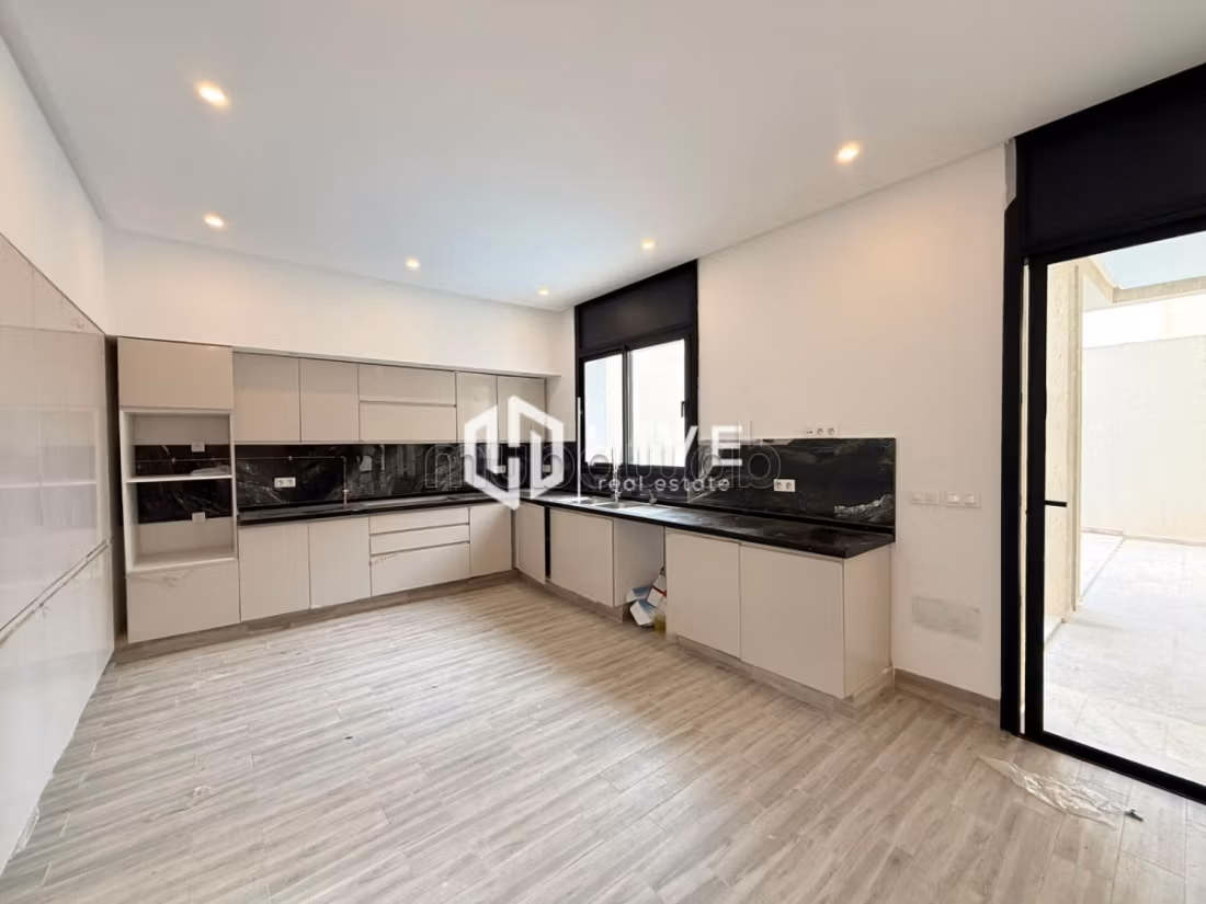 Duplex en location à Gammarth avec piscine