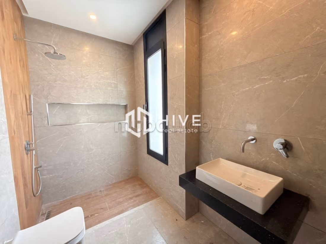 Duplex en location à Gammarth avec piscine