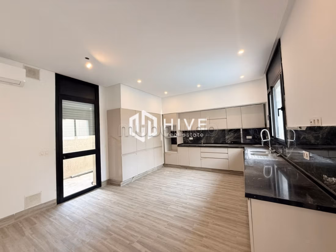 Duplex en location à Gammarth avec piscine