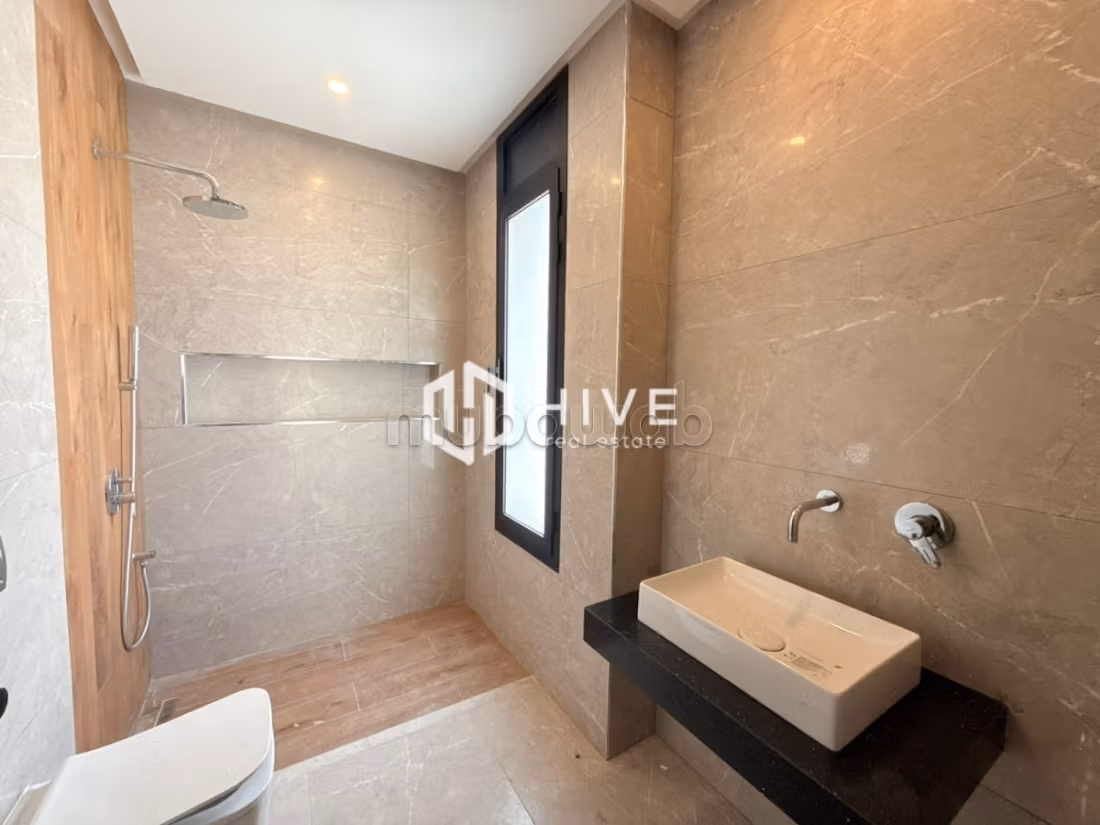 Duplex en location à Gammarth avec piscine