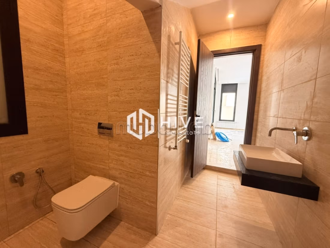 Duplex en location à Gammarth avec piscine