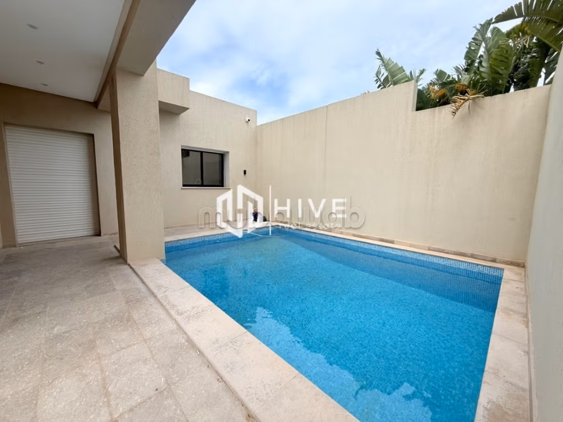 Duplex en location à Gammarth avec piscine