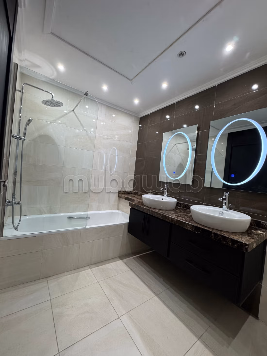 Appartement 76 m² f Centre — 12