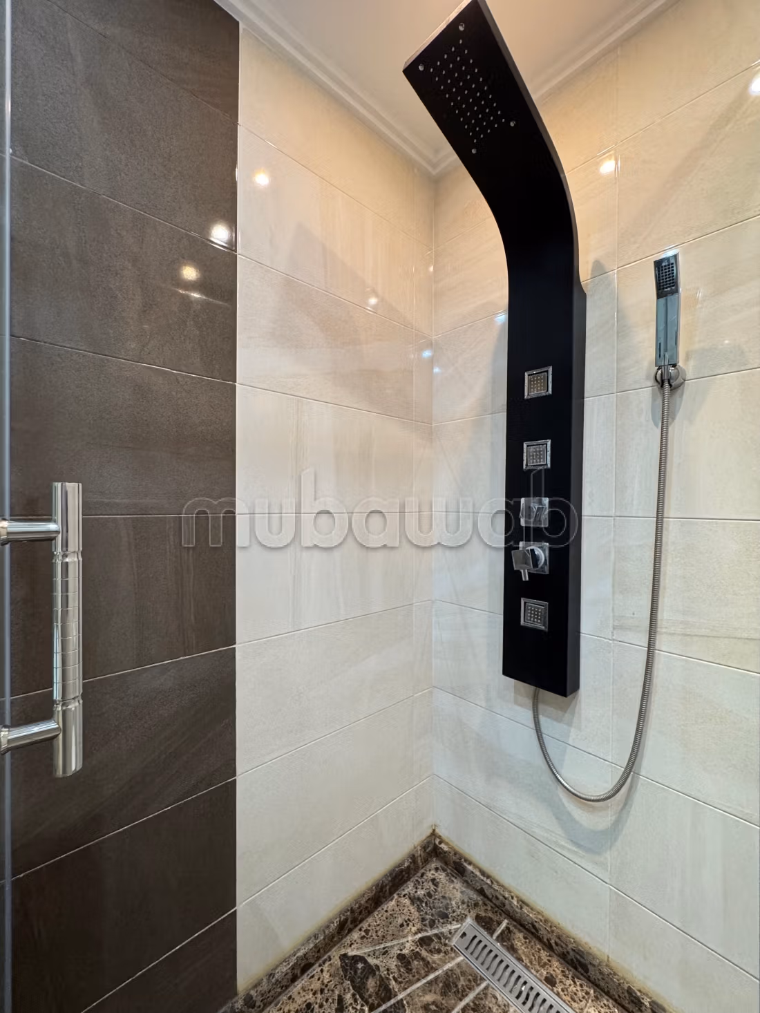 Appartement 76 m² f Centre — 17