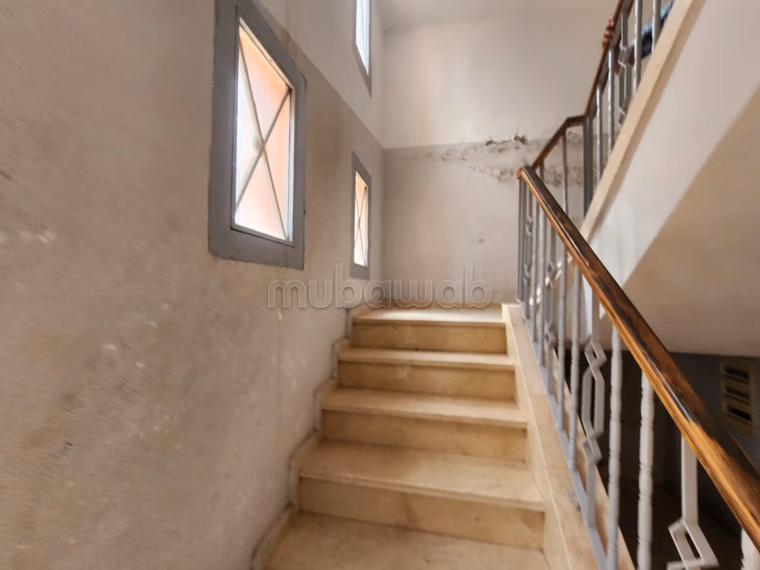 À LOUER – Local commercial / industriel de 3 500 m²