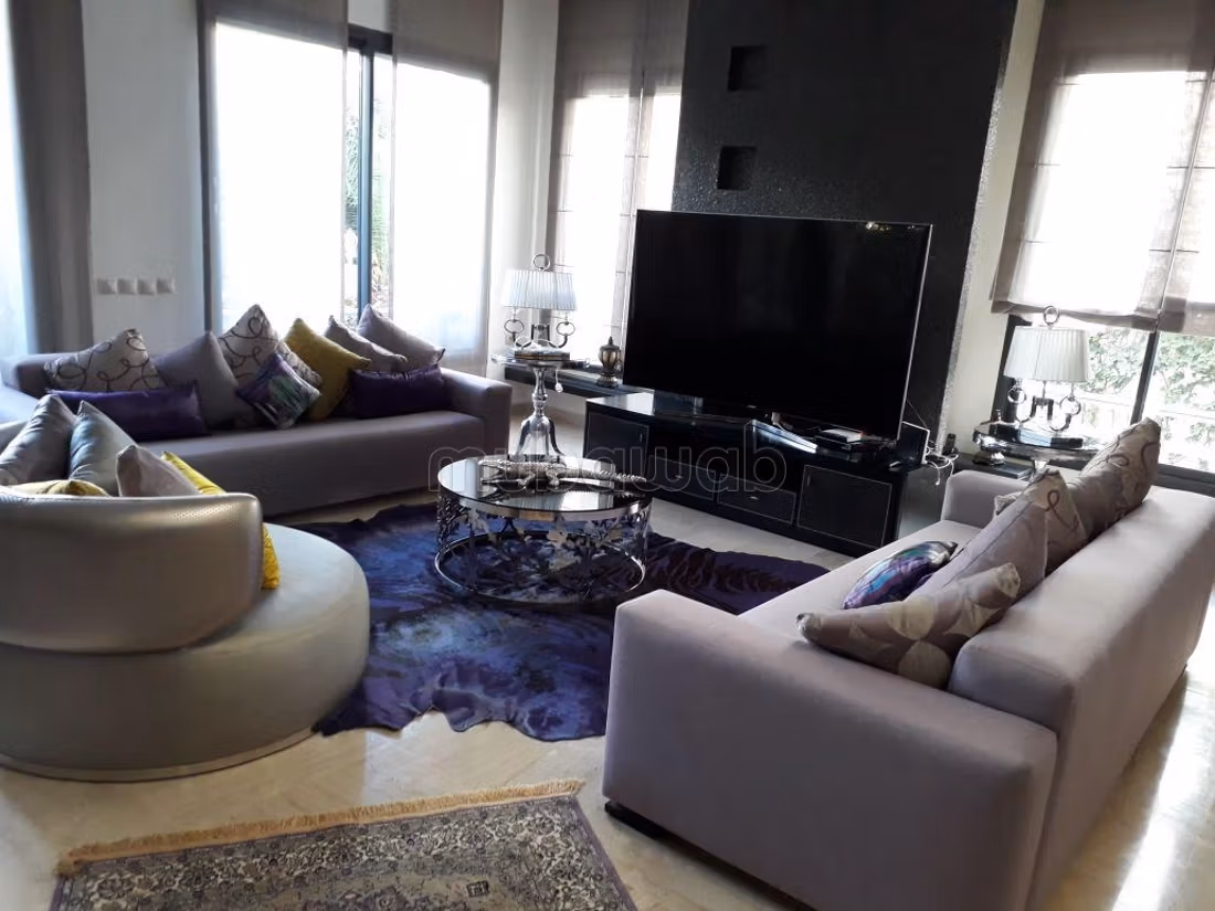 Villa 420m A Ain Diab 
Proche Morocco Mall