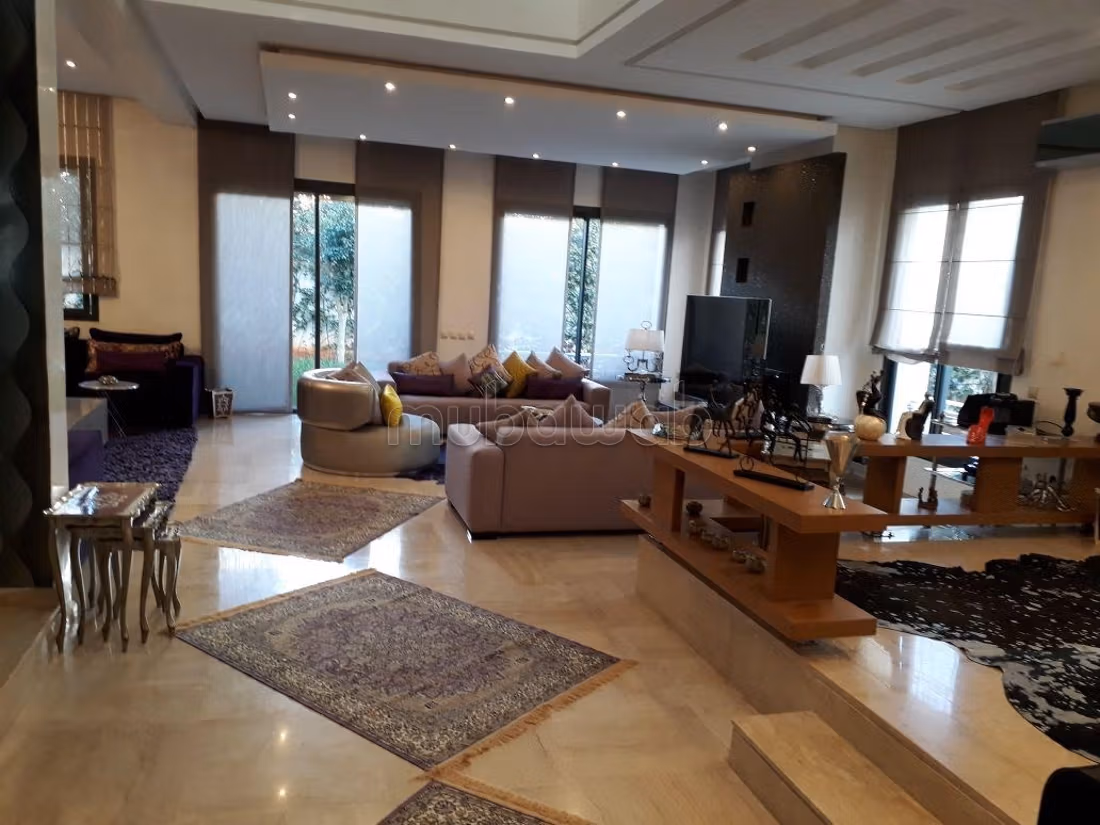 Villa 420m A Ain Diab 
Proche Morocco Mall