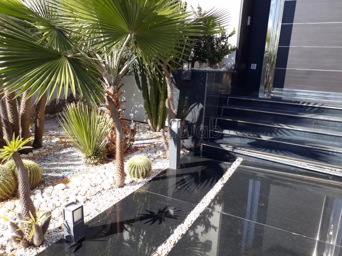 Villa 420m A Ain Diab 
Proche Morocco Mall