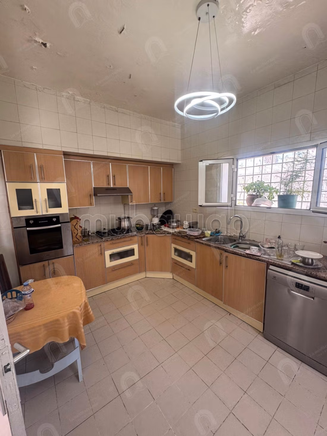 A vendre Villa 2S5 avec jardin à cité romena