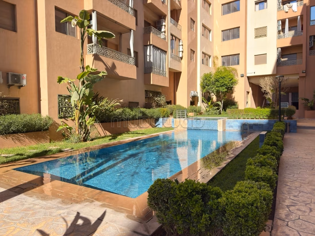 Vend appartement à Route de Safi. 2 chambres agréables. Porte blindée, antenne parabolique