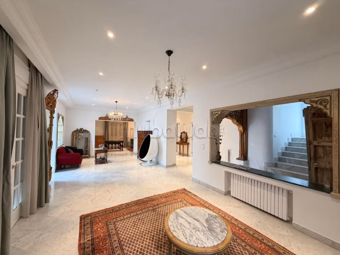 Villa with pool for expats & diplomats Menzah 1