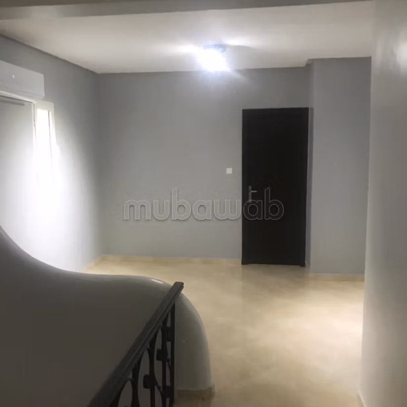 Villa's en luxe woningen om te kopen in Riad isli. 3 Ruimtes. Gemeubileerd