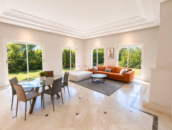 Villa amueblada de 3 fachadas – Ain Diab piscina