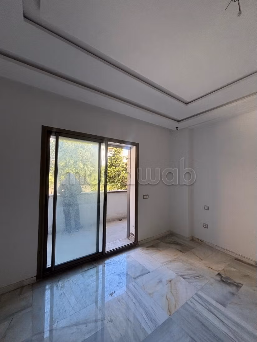 Appartement à l'achat à Marchan. 3 belles chambres. Concierge et climatisation
