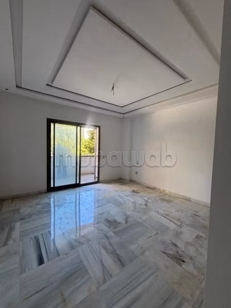Appartement à l'achat à Marchan. 3 belles chambres. Concierge et climatisation