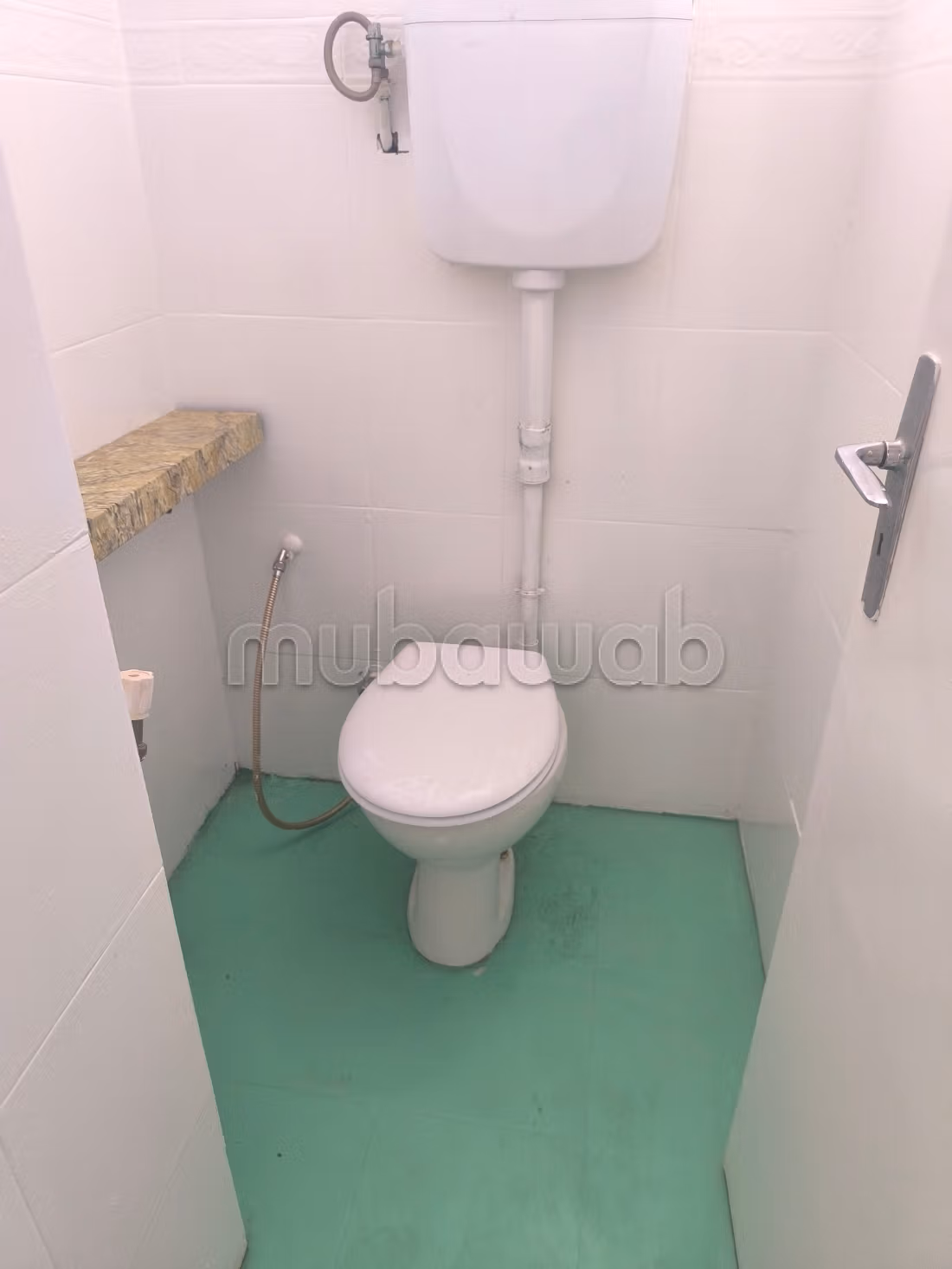 Luxury Villa for rent in Cité El Ahmadi. Total area 180 m². Secured door and central heating