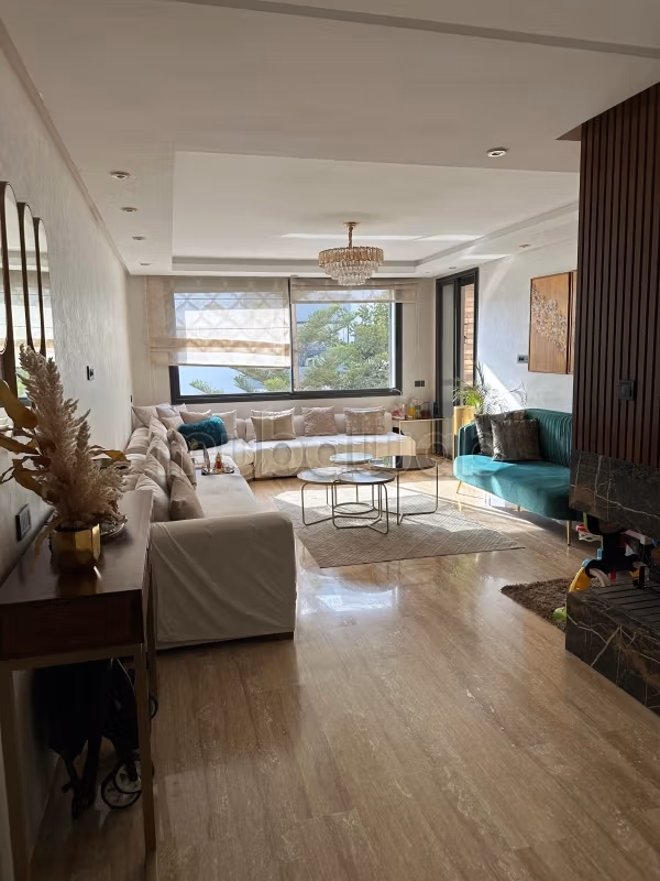 Bel appartement à vendre à Almaz