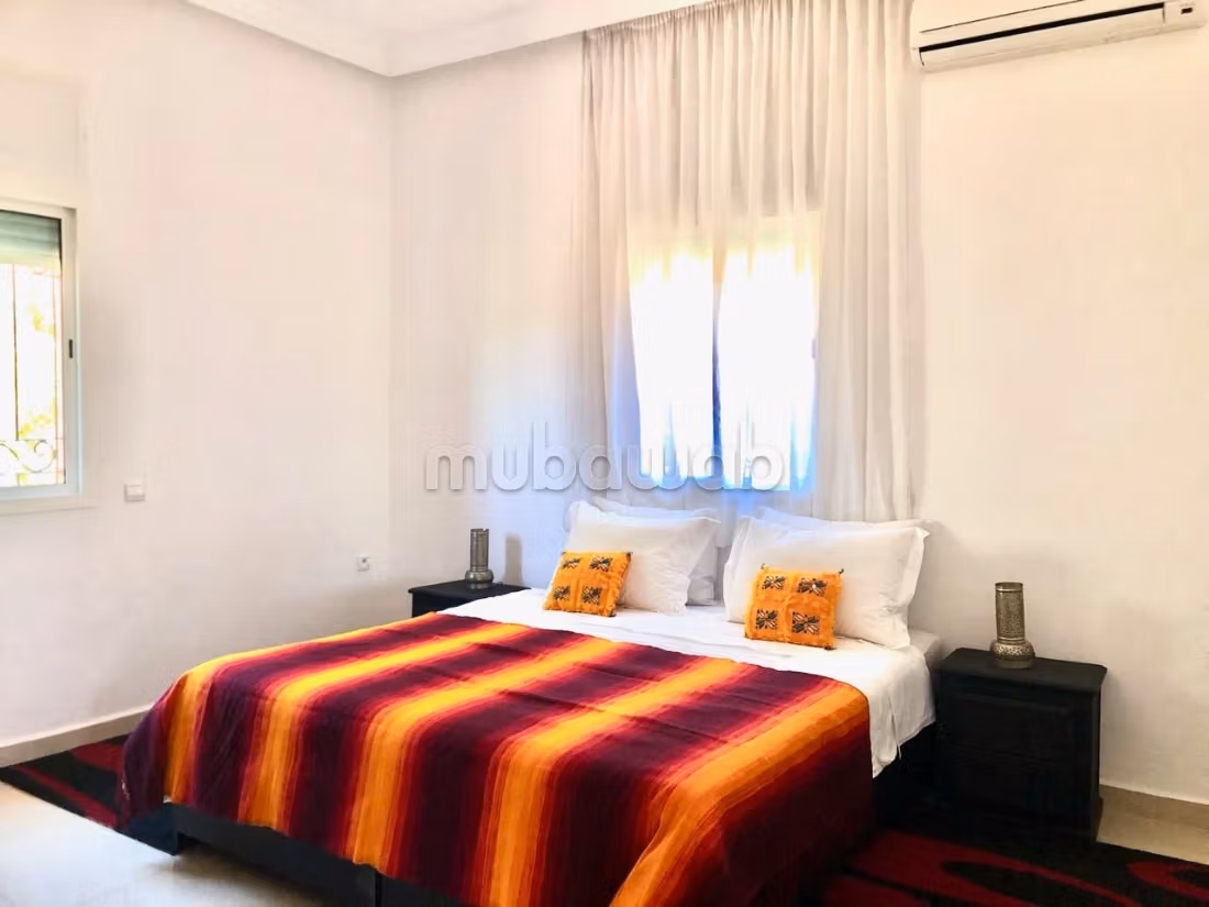 Luxury Villa for rent in Route de Fez. 4 beautiful rooms. Cellar
