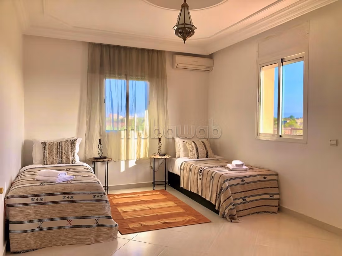 Luxury Villa for rent in Route de Fez. 4 beautiful rooms. Cellar
