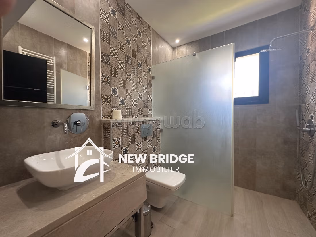 Appartamento con 3 suite e giardino privato